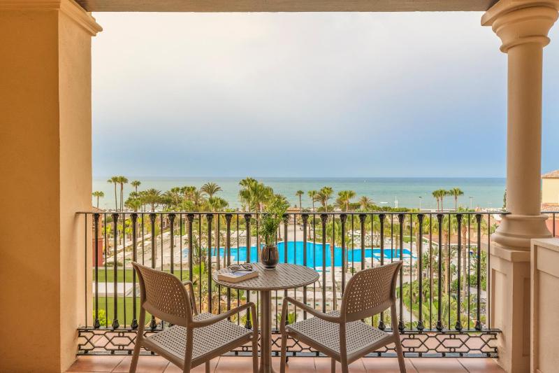 Iberostar Waves Málaga Playa - image 18