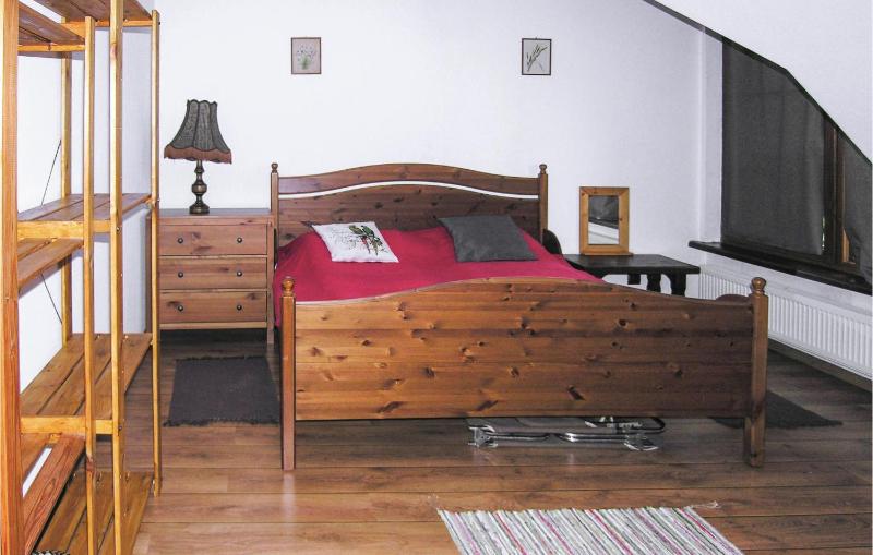Three-Bedroom Holiday Home  image 3