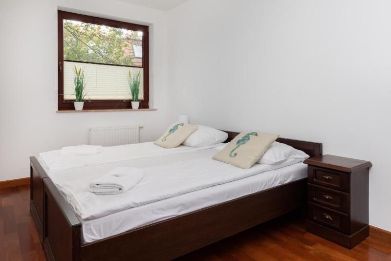 Apartamenty Zatoka Górny Sopot by Noclegi Renters - image 13
