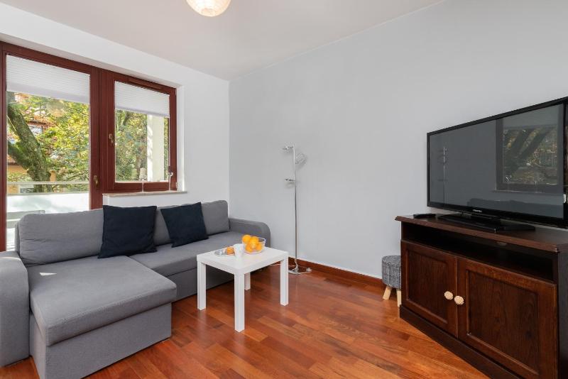 Apartamenty Zatoka Górny Sopot by Noclegi Renters - image 15