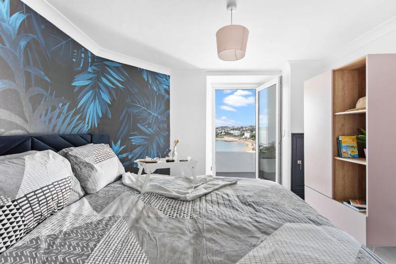 7 Bayview Vernon Court - image 12