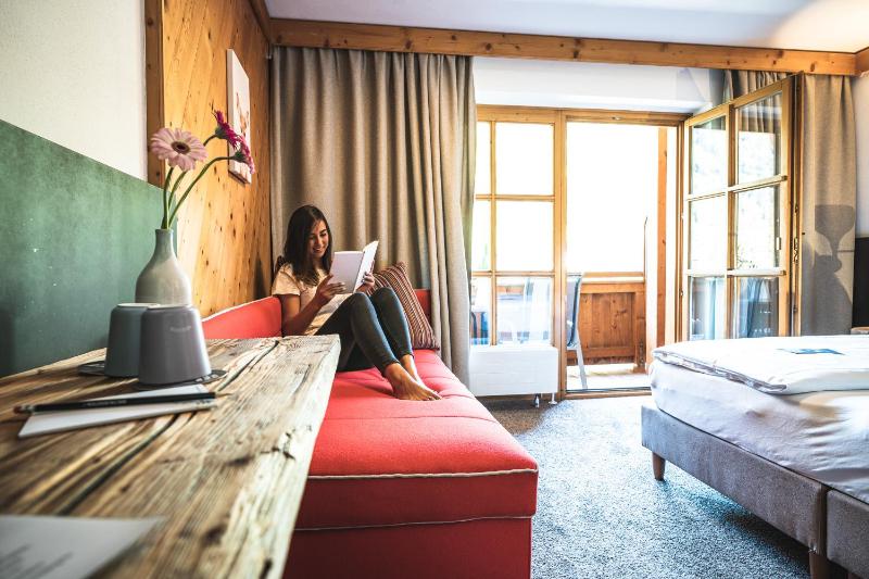 Superior Double Room image 4