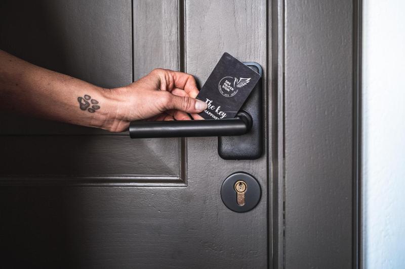 Deluxe King Studio image 2