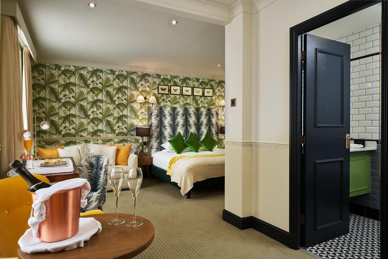 Junior Suite image 1