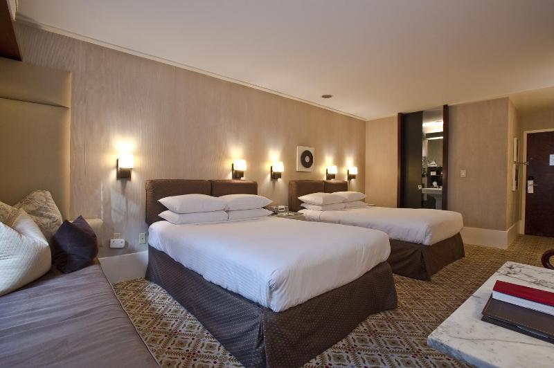 Luxe 2 Double Beds Room image 2
