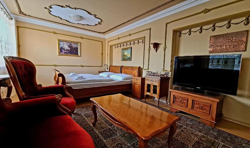 Suite image 3