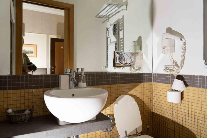 Superior Apartment image 3