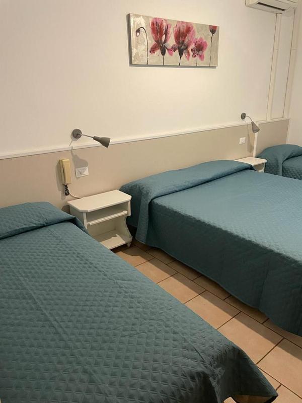 Quadruple Room image 1