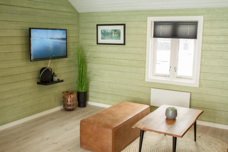 Deluxe Bungalow image 4