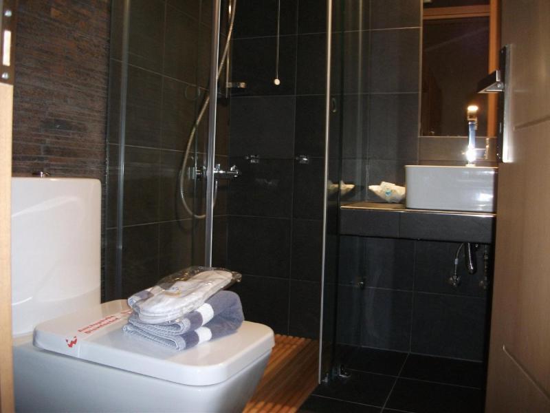 Double Room image 2
