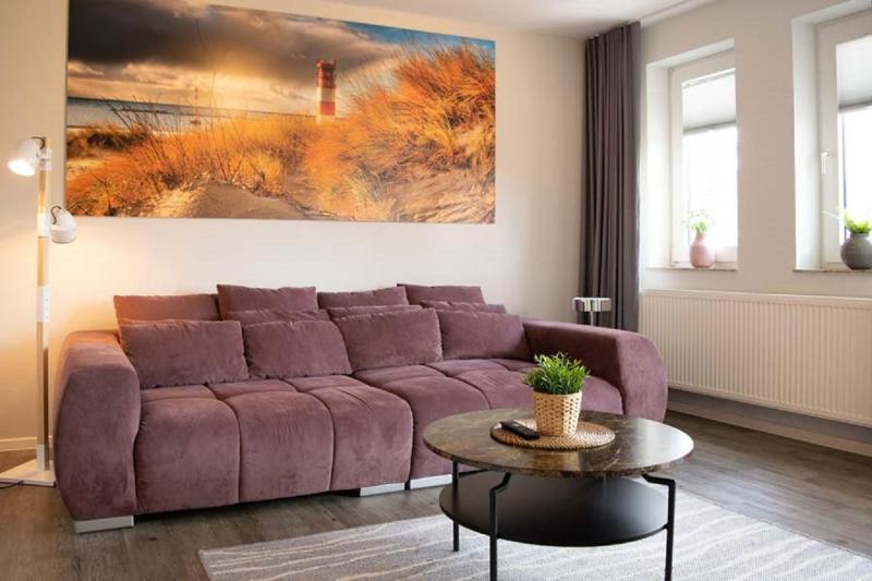 One-Bedroom Apartment image 2