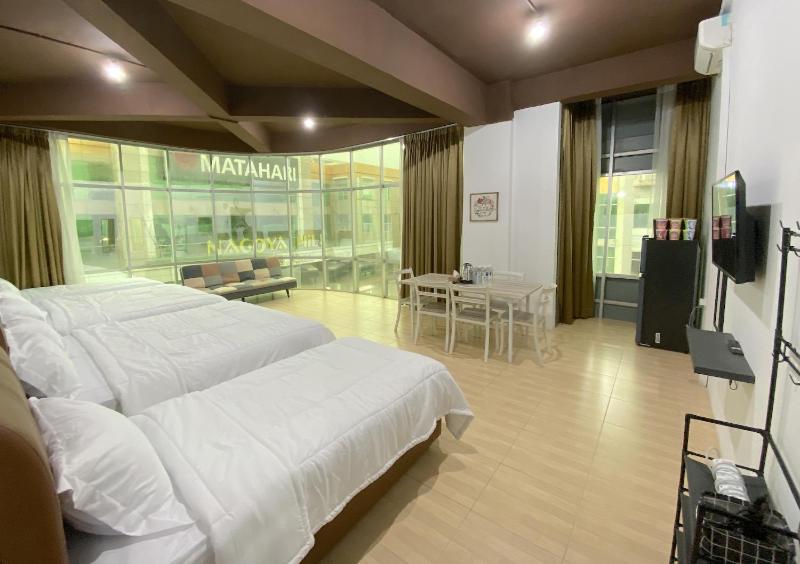 CN Homestay C2 Floor 3 at Nagoya Hill Mall - image 11