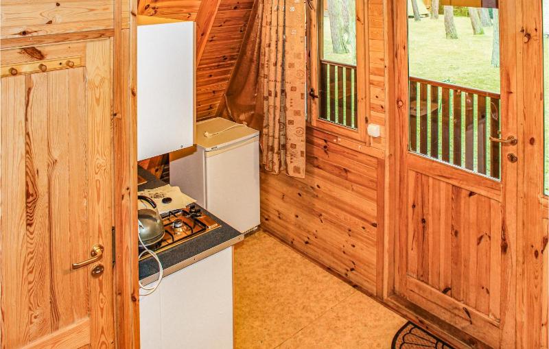 1 Bedroom Amazing Apartment In Lukecin - image 9