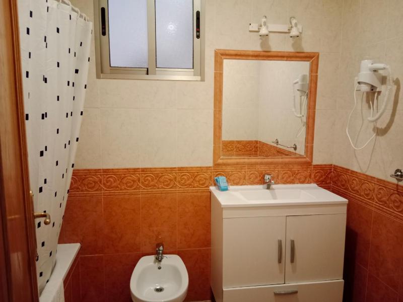 One-Bedroom Apartment image 4