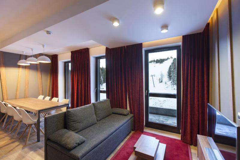 Two-Bedroom Apartment image 4