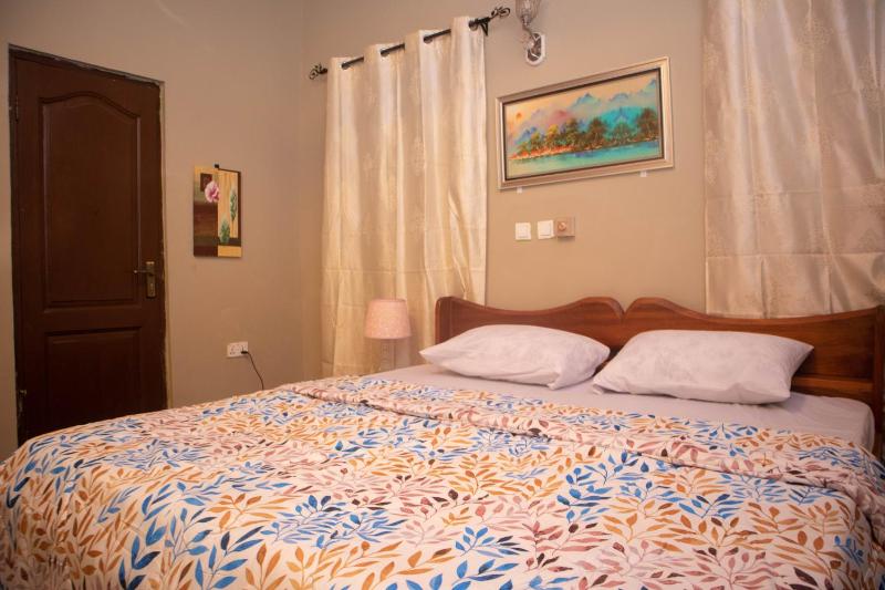 Lurelin Village Apartments - image 9