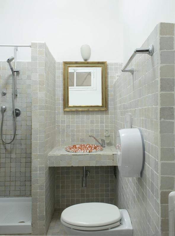 Double Room with Private Bathroom image 3