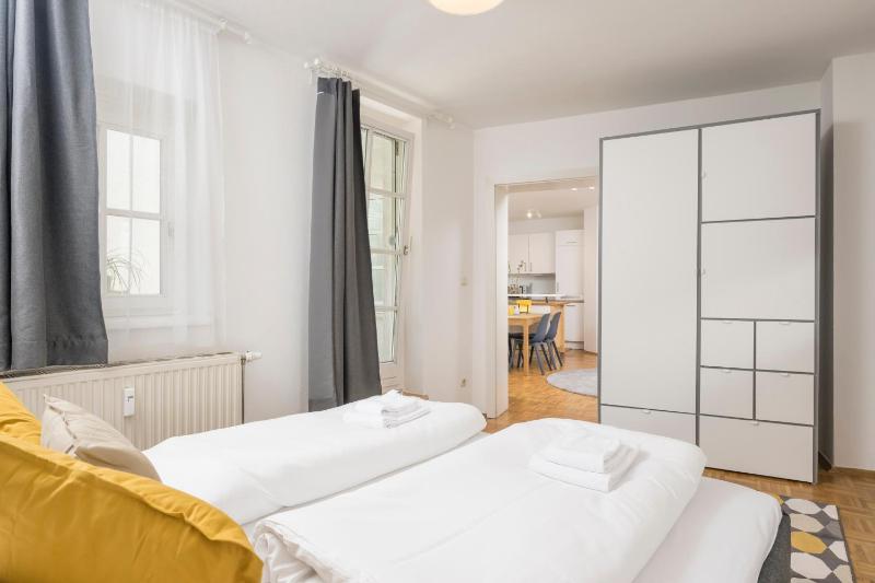 One-Bedroom Apartment image 1