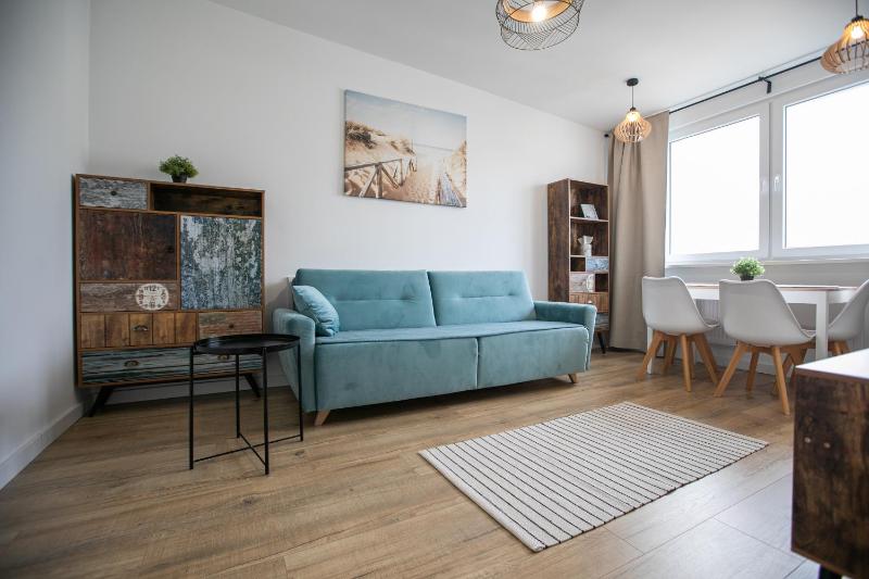 Rent40 AVEC Gdańsk Brzeźno ul. Chodkiewicza - image 1