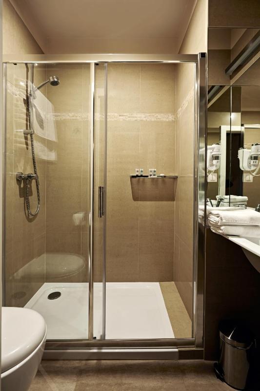 Superior Apartment image 2