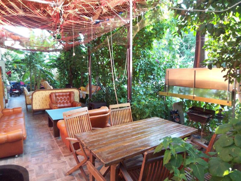 Studio Apartment with Sea View image 2