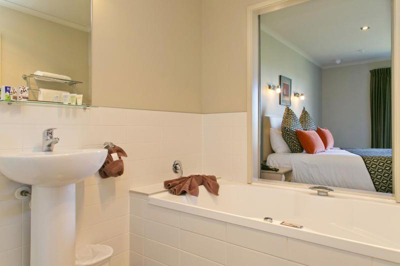 Beechtree Motel - image 16