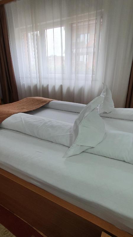 Superior Double Room image 3