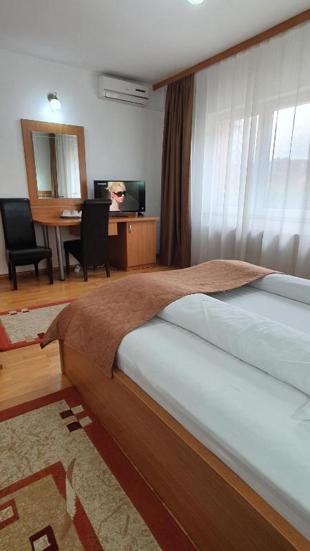 Superior Double Room image 2