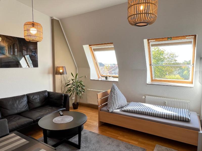 Triple Room with Bathroom image 3