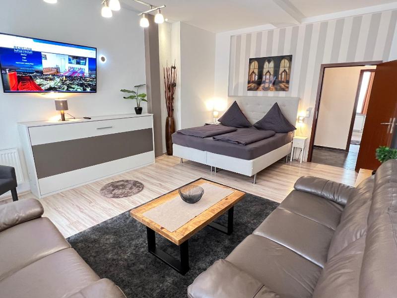 One-Bedroom Apartment image 1