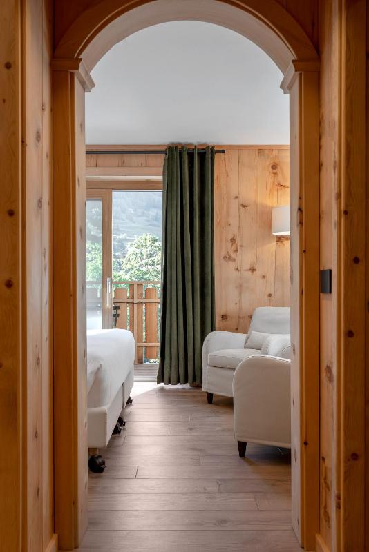 Double Room image 3