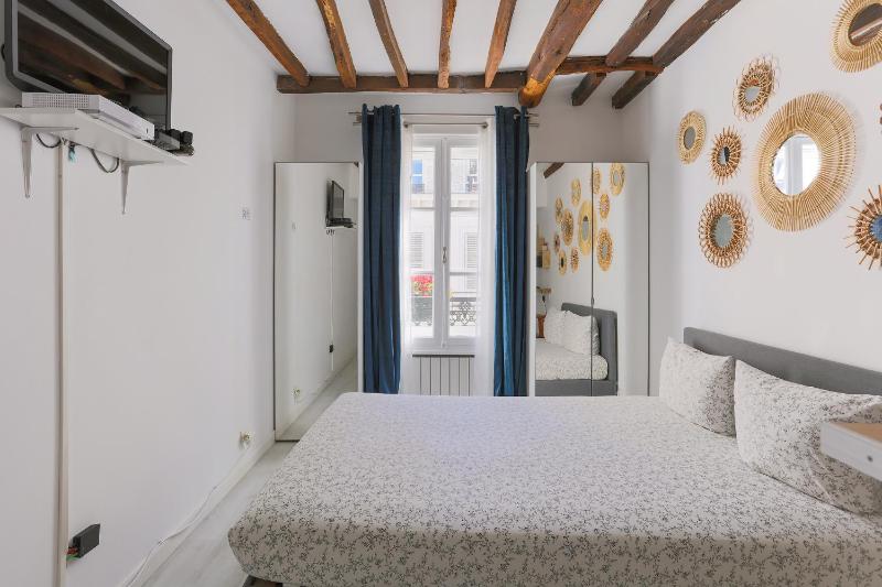 Monceau Cozy Flat - image 11