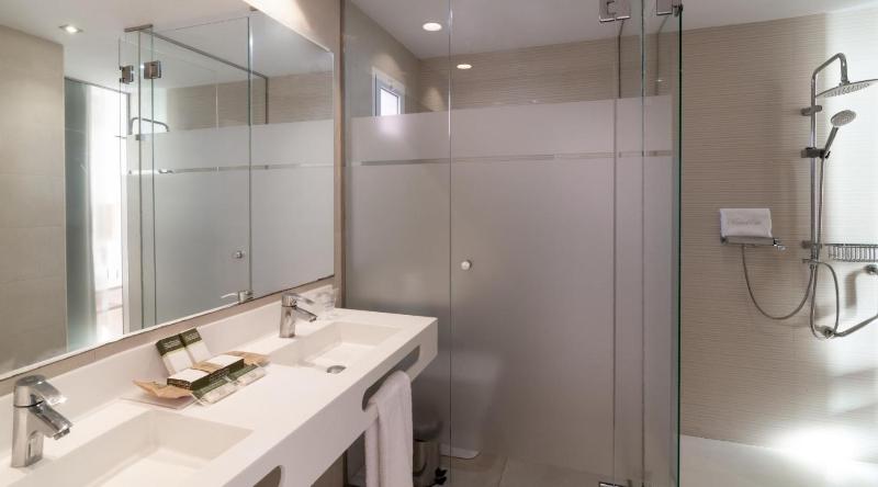 Junior Suite image 3