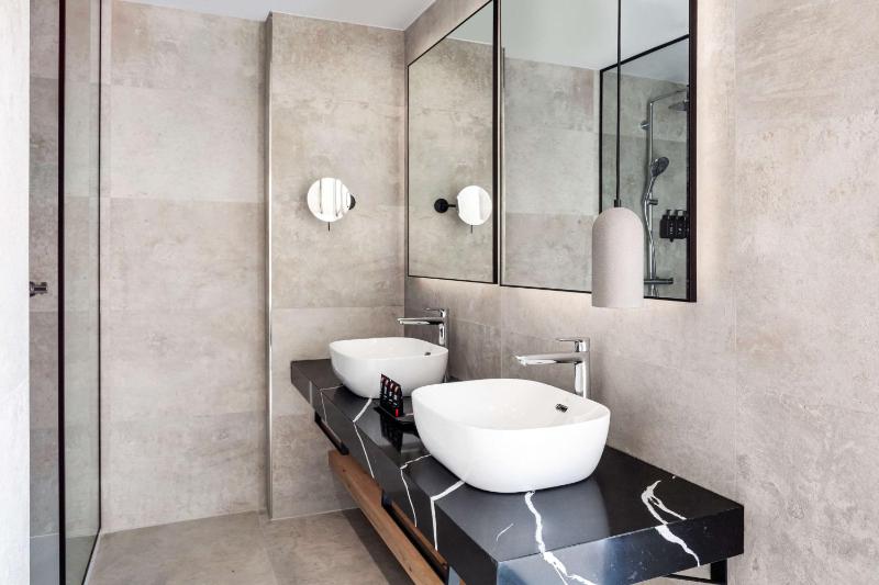 Suite image 2