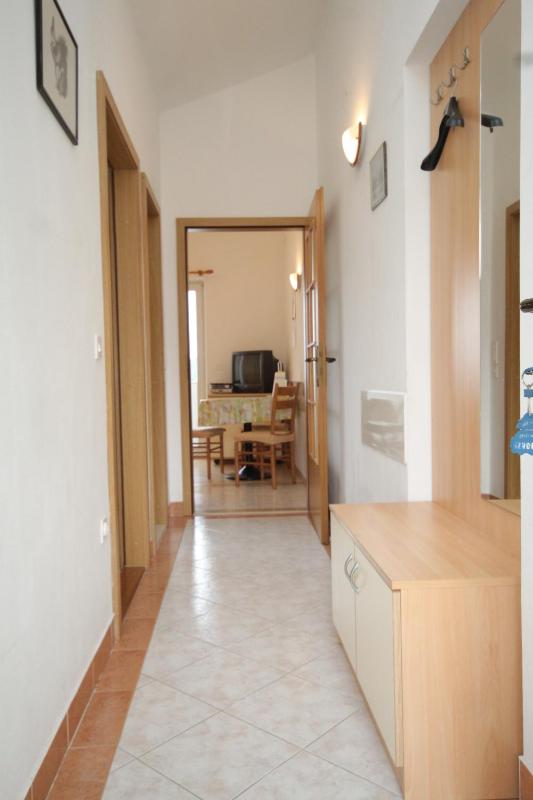 One-Bedroom Apartment with Terrace and Sea View image 2