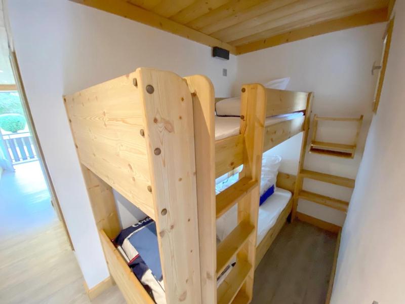 Studio cabine rénové avec balcon près des pistes et village à La Clusaz - FR-1-459-194 - image 12