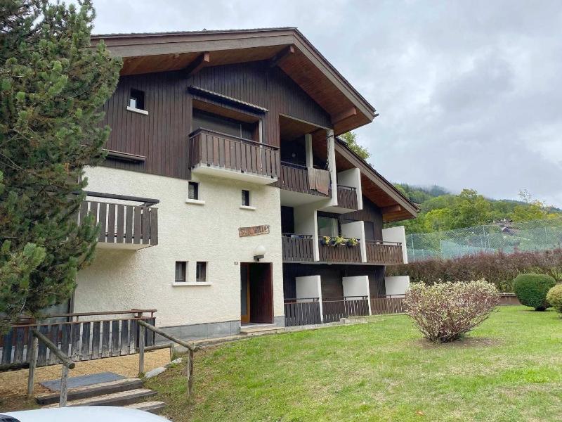 Studio cabine rénové avec balcon près des pistes et village à La Clusaz - FR-1-459-194 - image 4