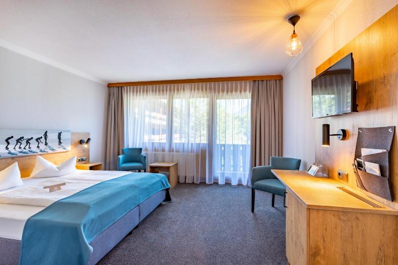 Superior Double Room image 1