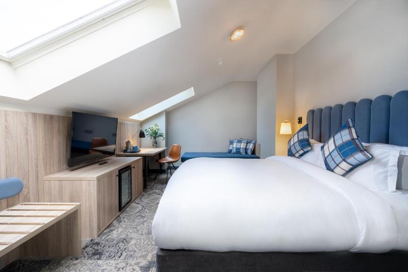 King Room image 2