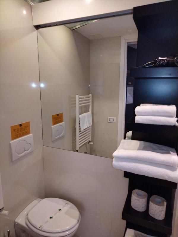 Budget Single Room image 1