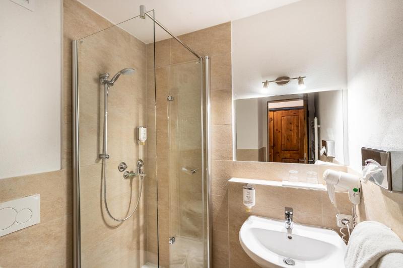 Superior Double Room image 1