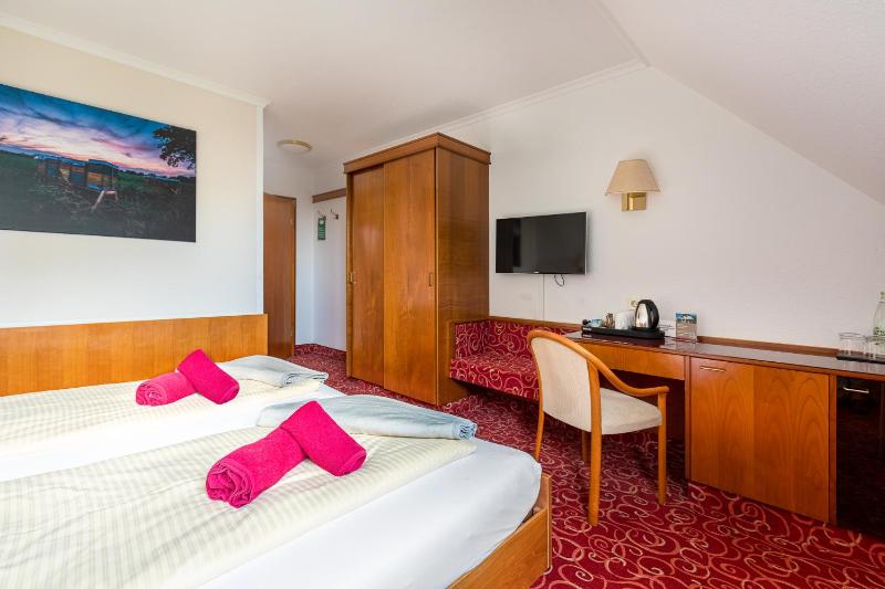 Single Room image 2
