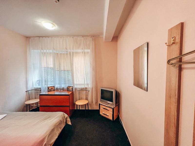 Guest House near Railway Station - image 10