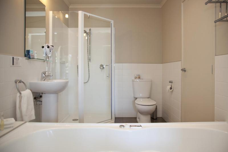 Beechtree Motel - image 30