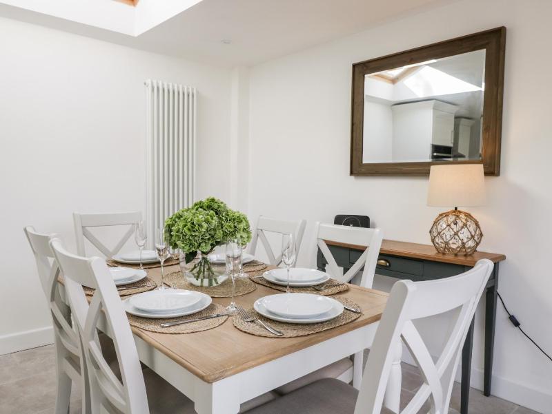 Fisherbridge Cottage - image 17