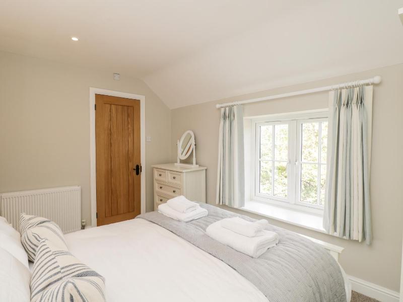 Fisherbridge Cottage - image 29
