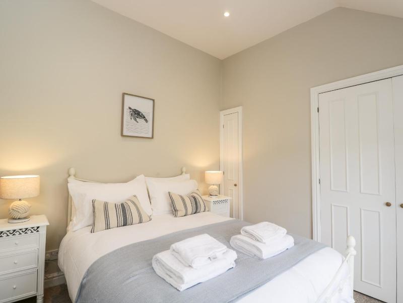 Fisherbridge Cottage - image 30