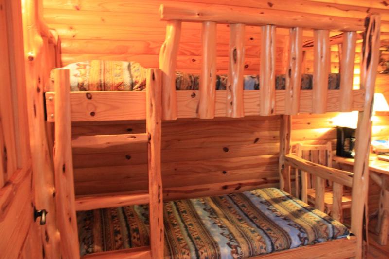Cabin image 4
