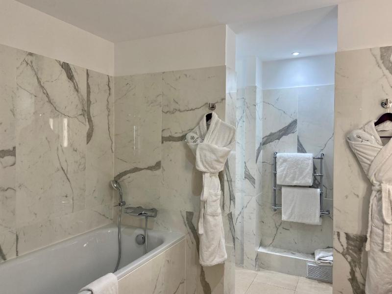 Prestige Double Room image 3