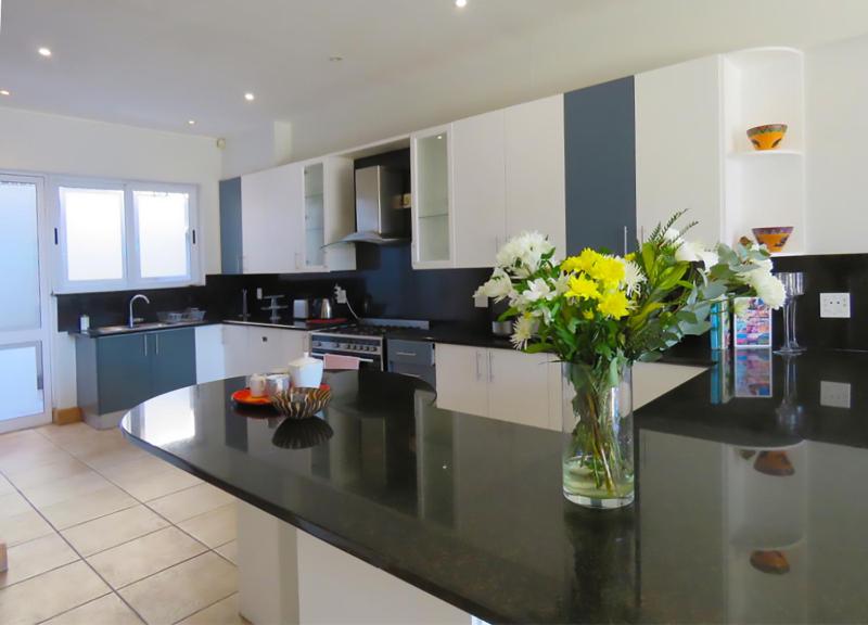 Balfour Place Guesthouse - image 9